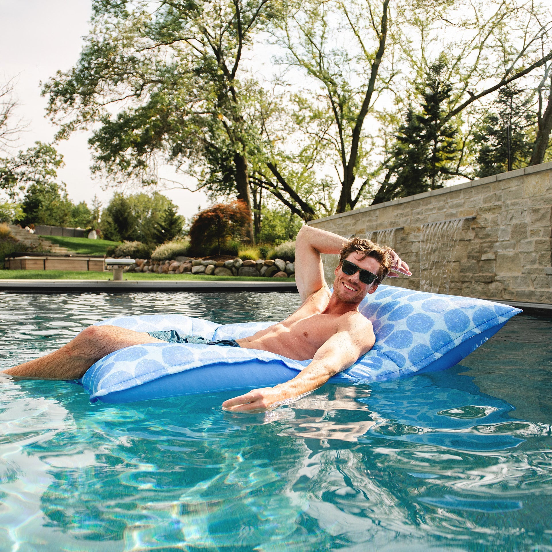 Lagoon Lounger