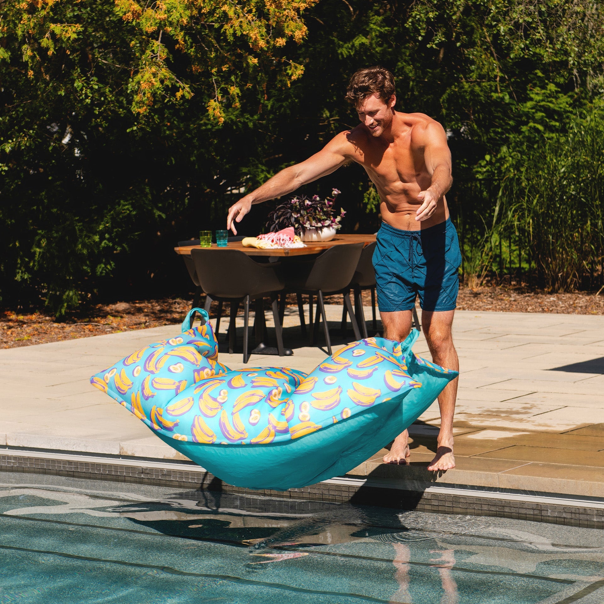 Lagoon Lounger