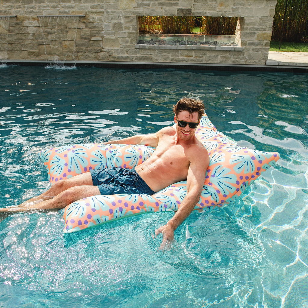Lagoon Lounger