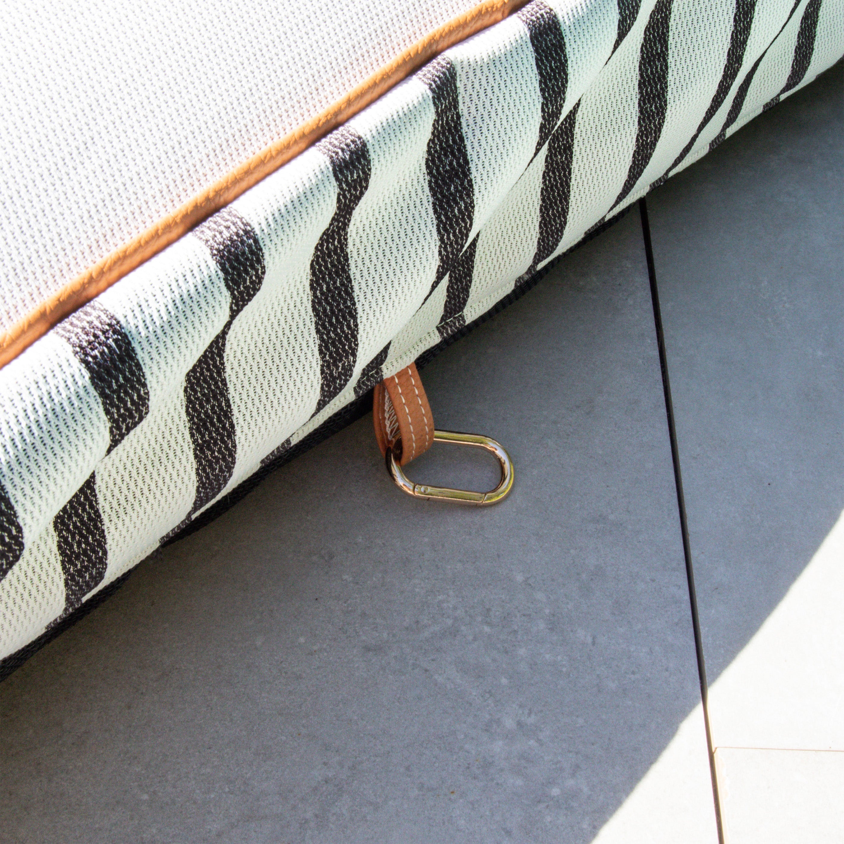 Lux Inflatable Chaise