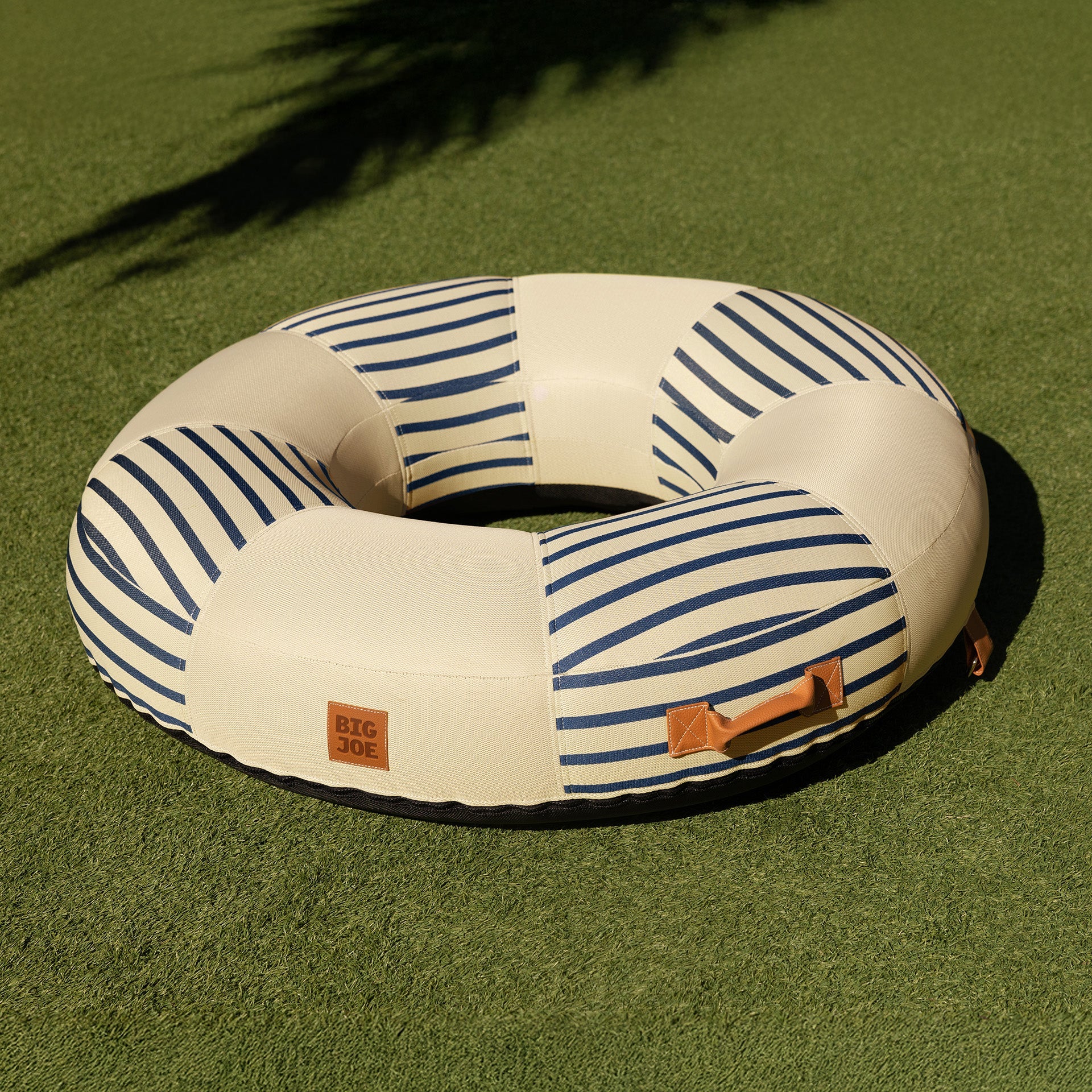 Lux Inflatable Ring