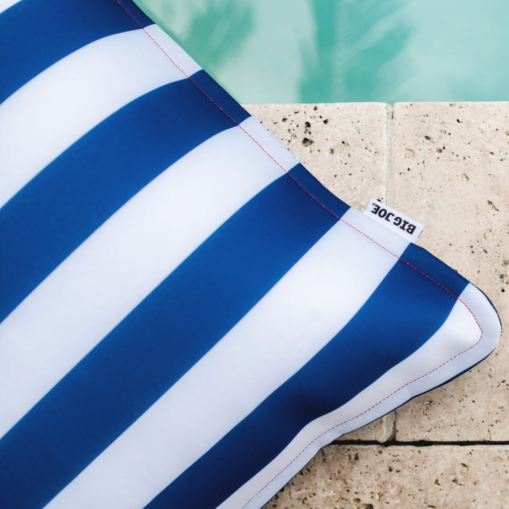 Lagoon Lounger